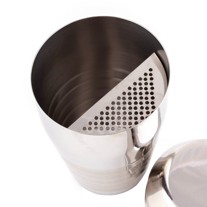 BarConic® Two piece shaker With Built in Strainer