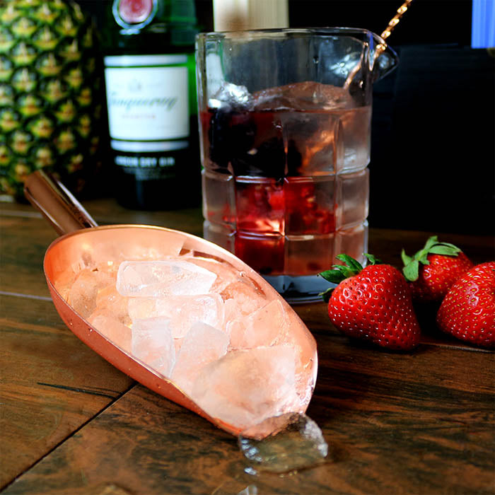 Behind the Bar Rail: Top 3 Ice Scoops for Bartending